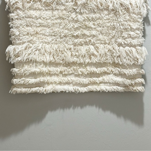 POTTERY BARN Ivory 100% Cotton MANDIRA Pillow Cover Fringed Tufted 24” X 24” - Picture 3 of 7